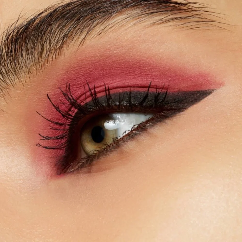 Mac “Fall in love” eyeshadow new in box
